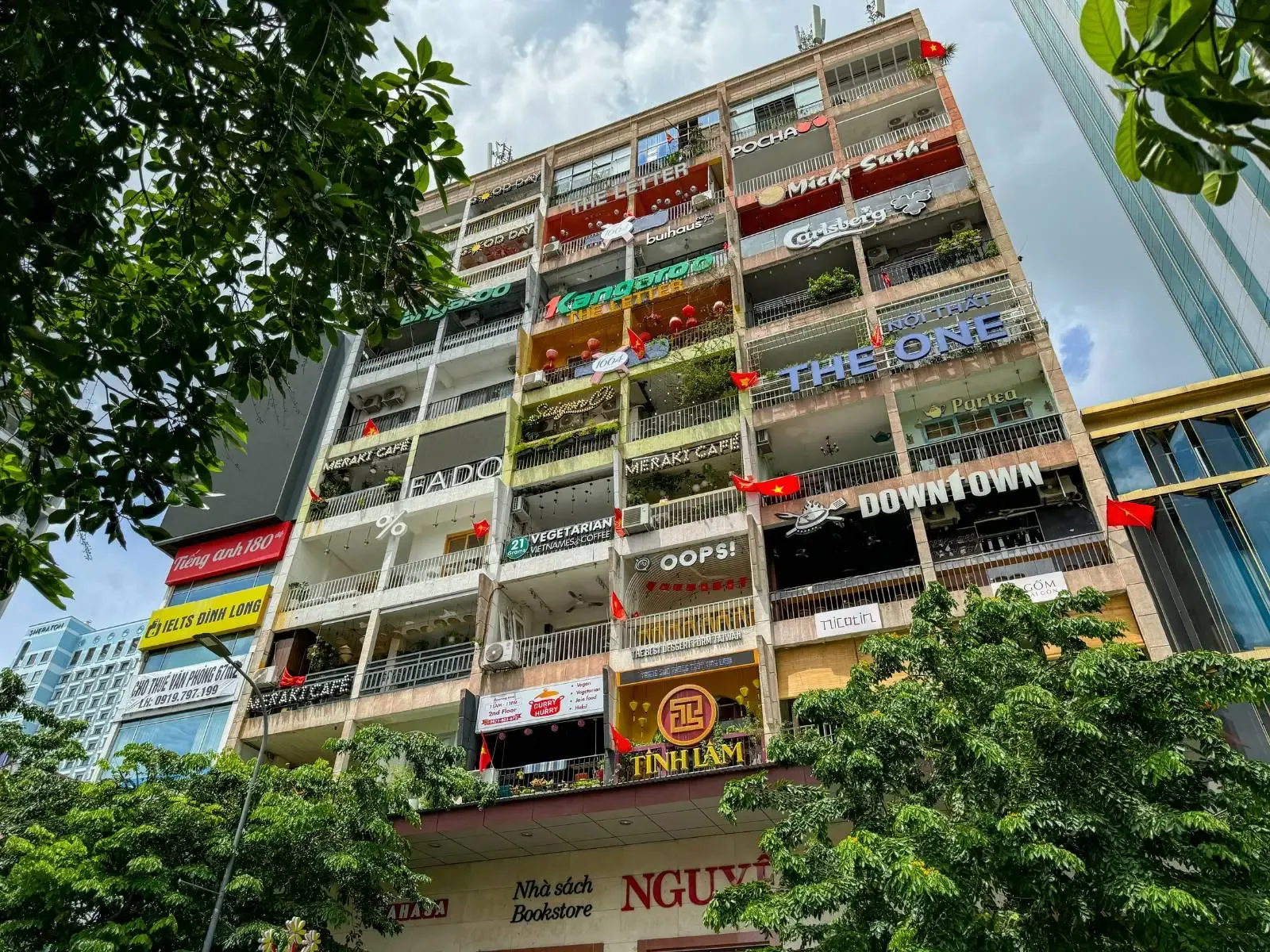 A Ho Chi Minh City half-day guide to the Apartment Cafe Saigon 1 apartment cafe saigon half day guide
